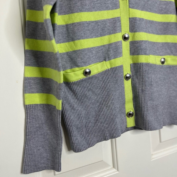NWT Rachel Zoe Stripe Silver Button Cardigan S Grey Green - Picture 4 of 10